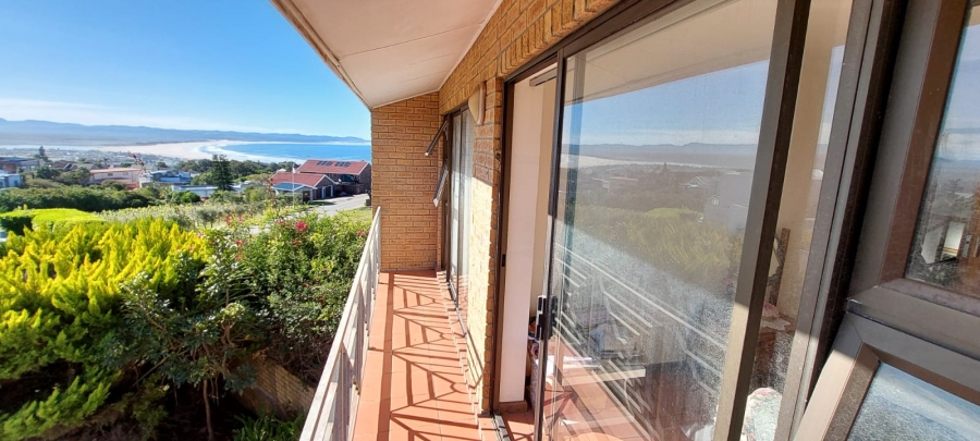 2 Bedroom Property for Sale in Wavecrest Eastern Cape